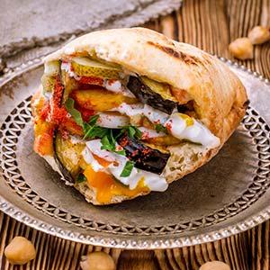 sabich a traditional israeli sandwich with aubergine