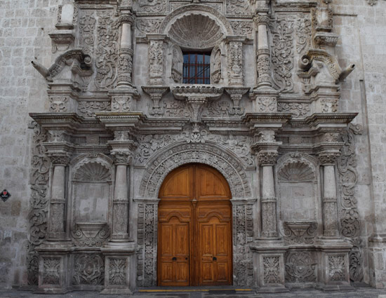 Arequipa is home to some beautiful colonial architecture, including the stunning San Augustin Church