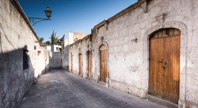 Wander through the beautiful cobbled streets of San Lazaro